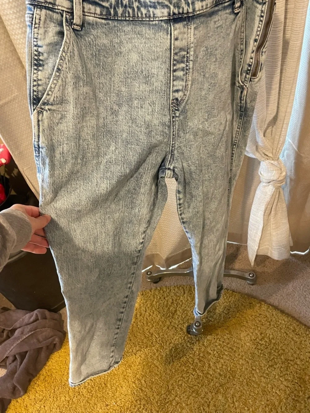 Old Navy stonewashed Light Blue Denim Overalls women’s size 14